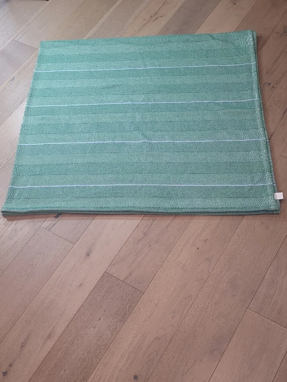EUC Pottery Barn Blanket Green/White Knit Chevron Pattern Queen Size Blanket
